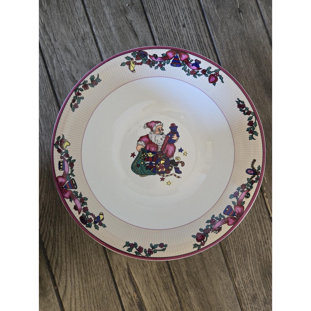 Vintage GEI 9.5" Serving Soup Bowl Dish Santa's List Christmas Dinnerware